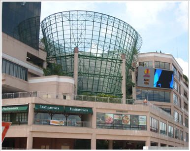 1 Utama shopping centre