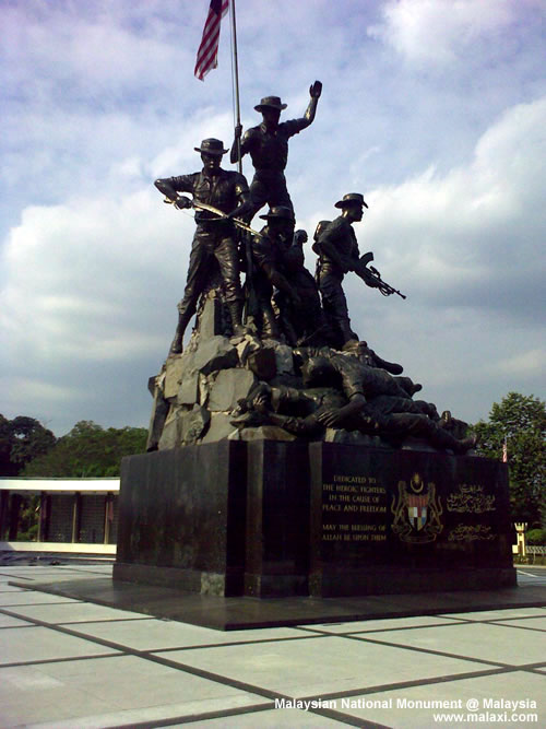 Tugu Peringatan Negara Malaysia - (Malaysia National Monument)